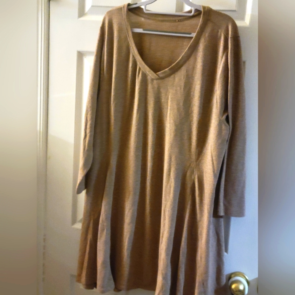 3/4 Sleeve Top, slightly fitted